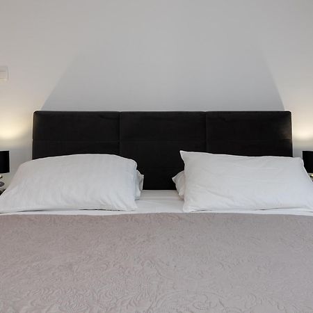Apartmants Biocic トロギール エクステリア 写真