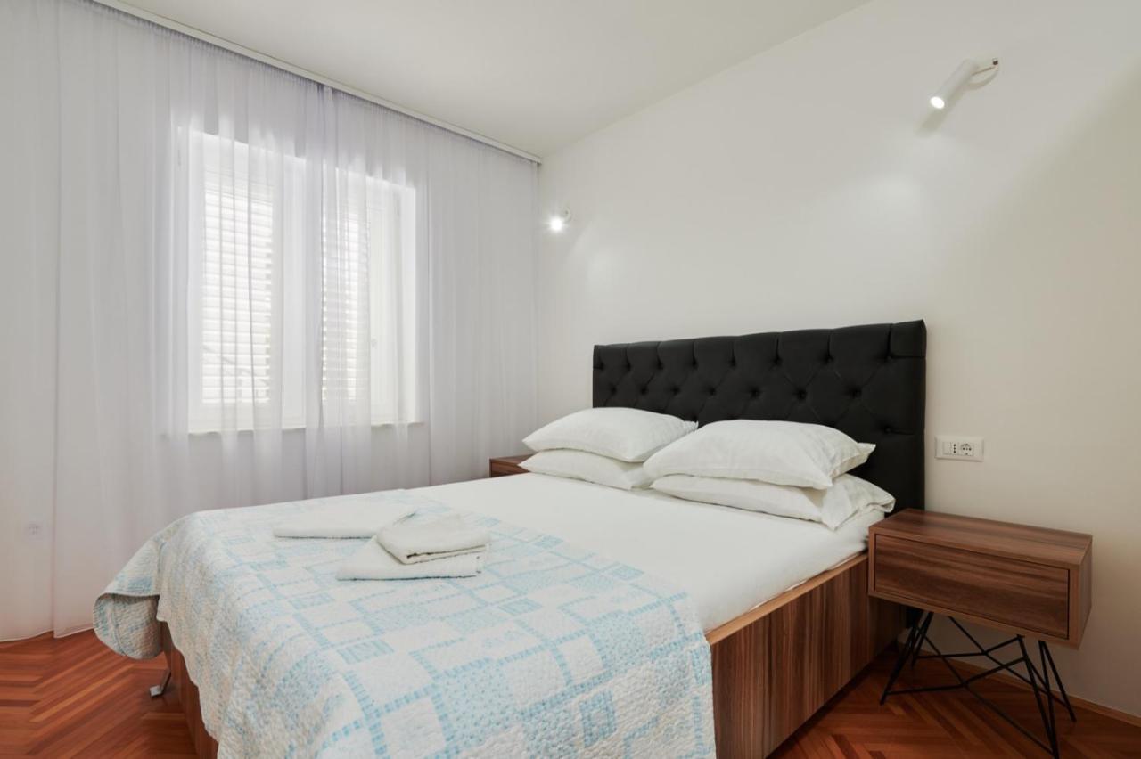 Apartmants Biocic トロギール エクステリア 写真