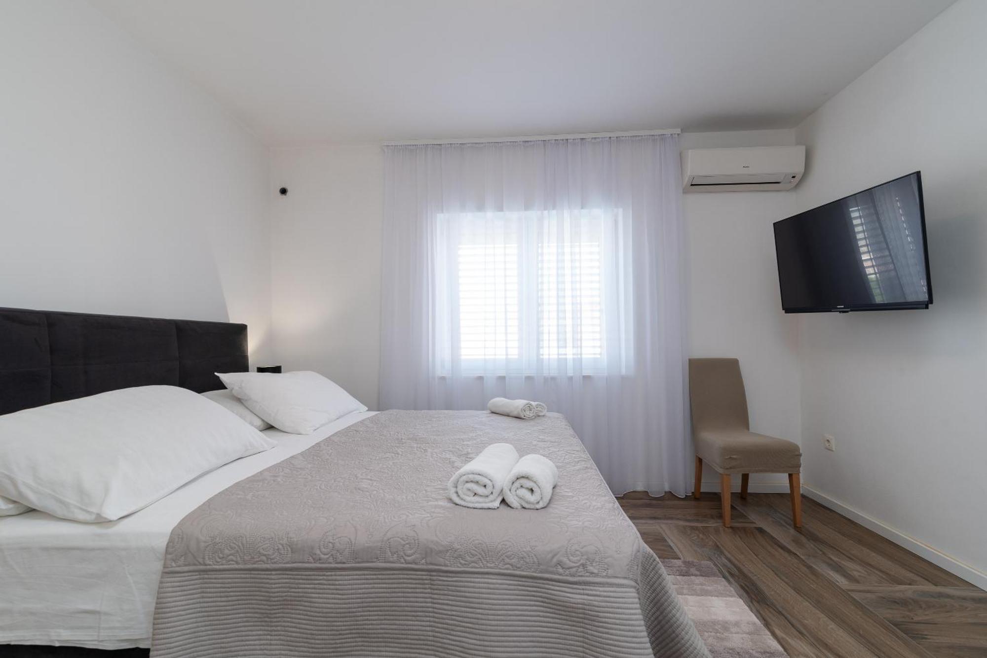 Apartmants Biocic トロギール エクステリア 写真