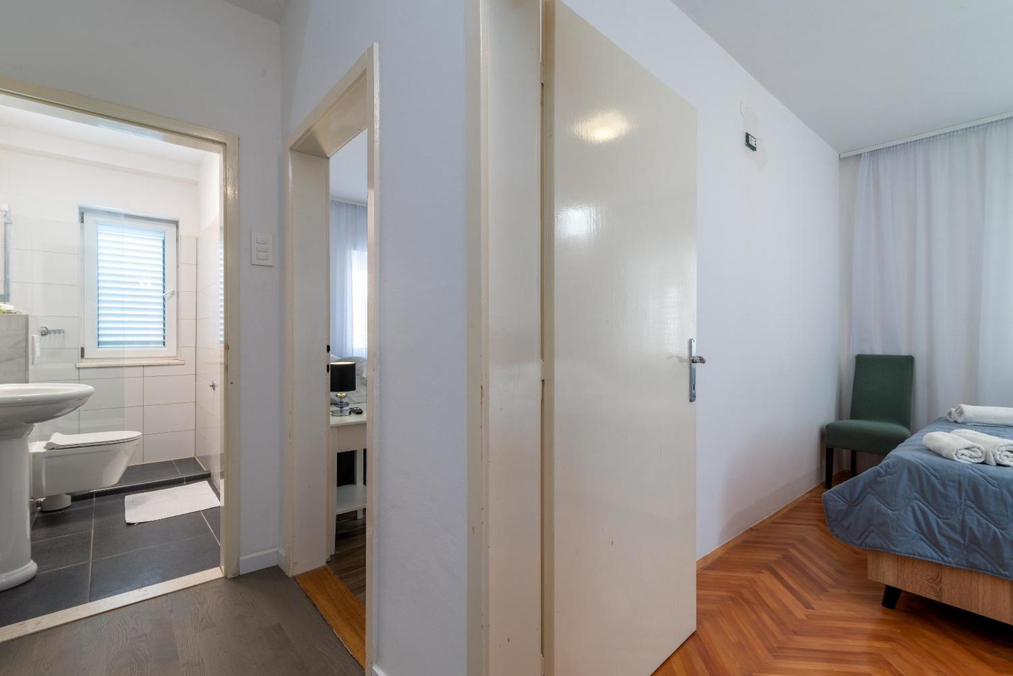 Apartmants Biocic トロギール エクステリア 写真